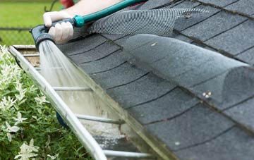 East Knapton gutter cleaning costs